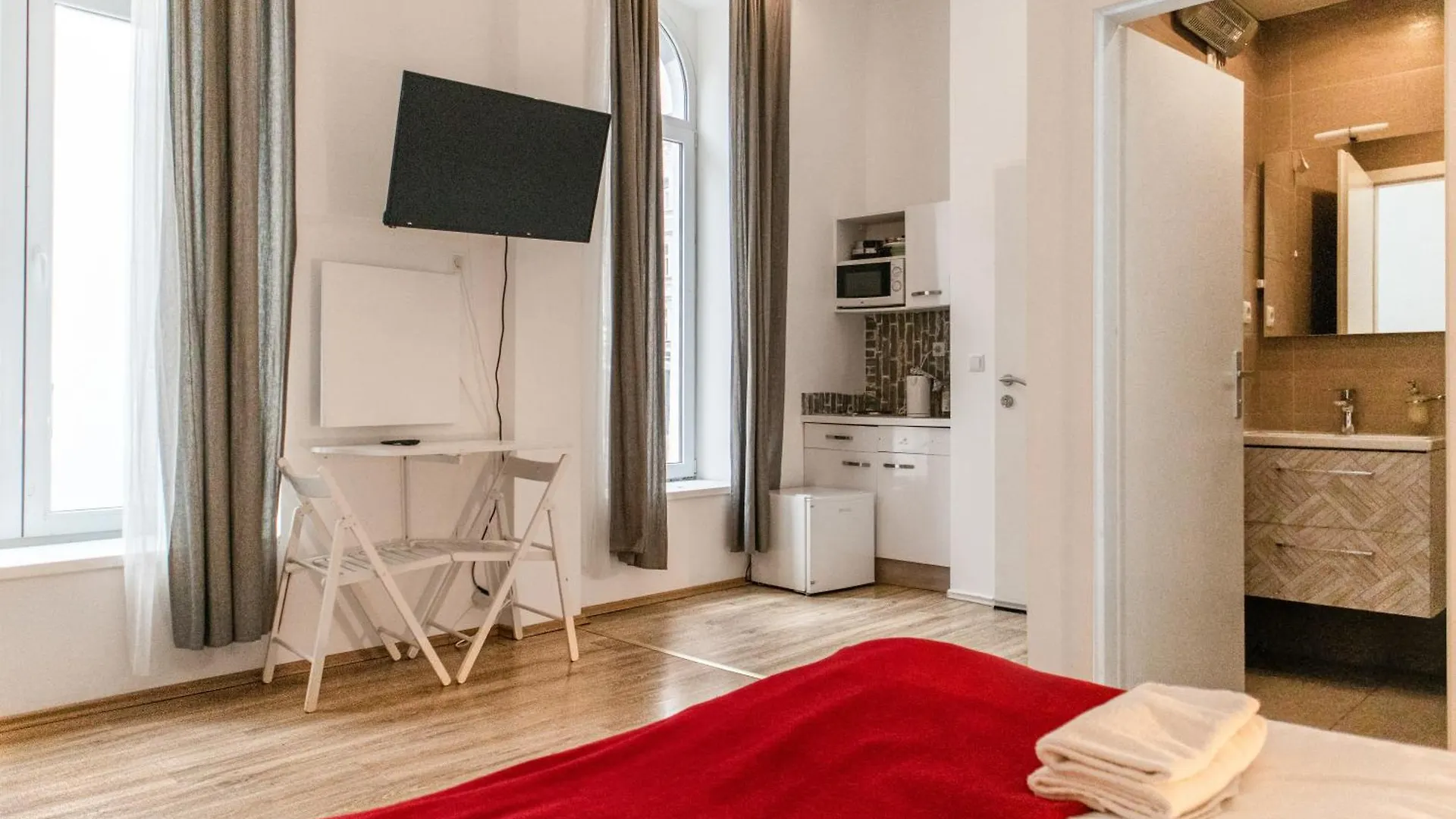 דירה וינה 2 Spacious Apts For 6P, Only 7Min To Stadthalle