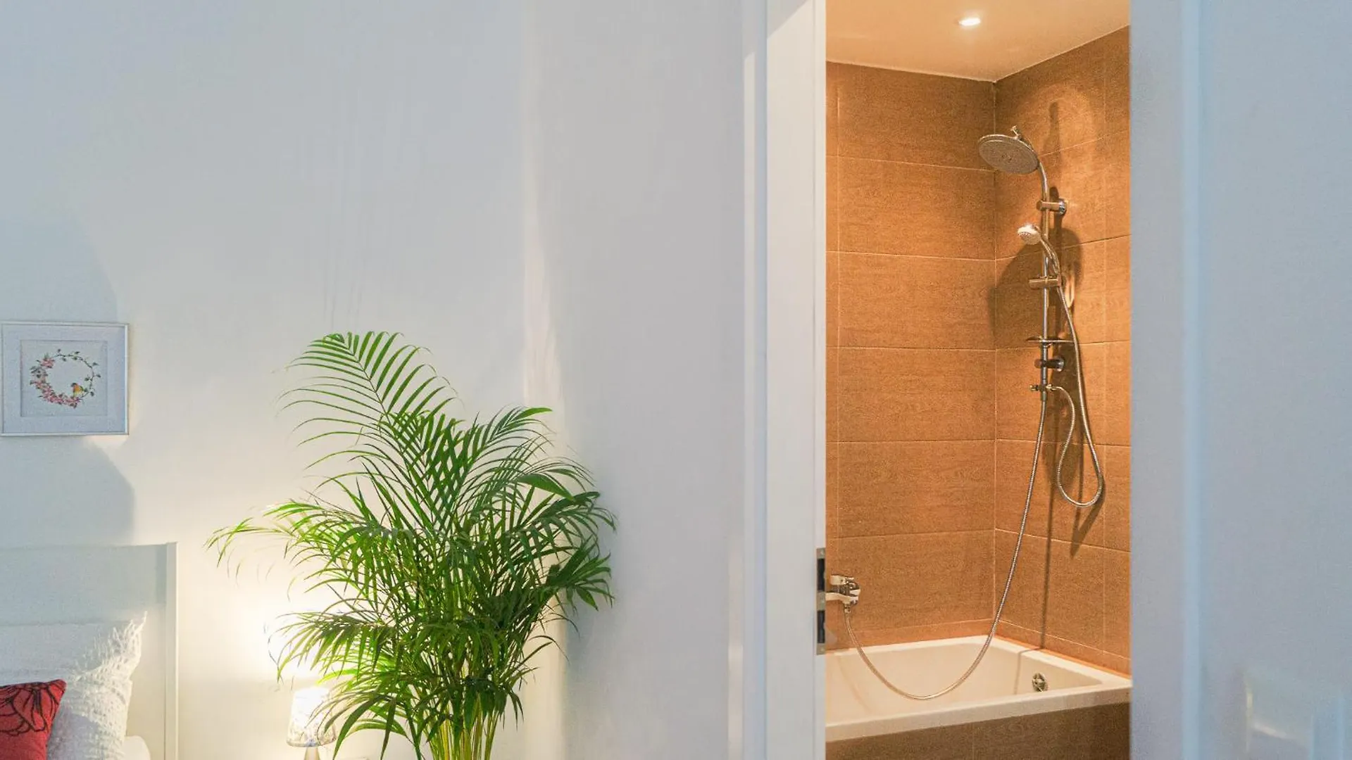 וינה 2 Spacious Apts For 6P, Only 7Min To Stadthalle 0*,